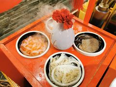 -谭鸭血老火锅(龙湖宝山天街店)