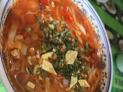 手工铡面-令氏家外家周秦食府(高新店)