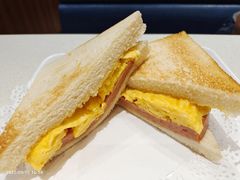 餐肉蛋三文治-和平馆·地道港澳茶餐厅(西门口店)