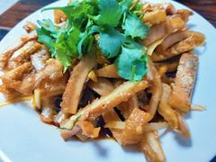 拌牛肚-王三姑牛肉饼