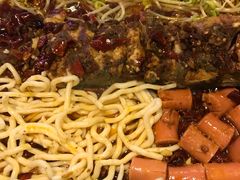 -川渝窈妹纸包鱼·齐齐哈尔烤肉