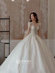 点击看大图 -曼青婚纱礼服馆