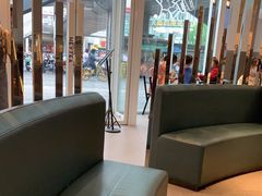靠窗位-喜茶(天津乐宾百货店)