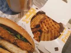 川香双层鸡腿堡套餐-麦当劳(余姚北站店)