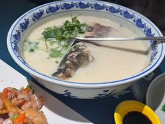 -南京金牛湖巨碗鱼头