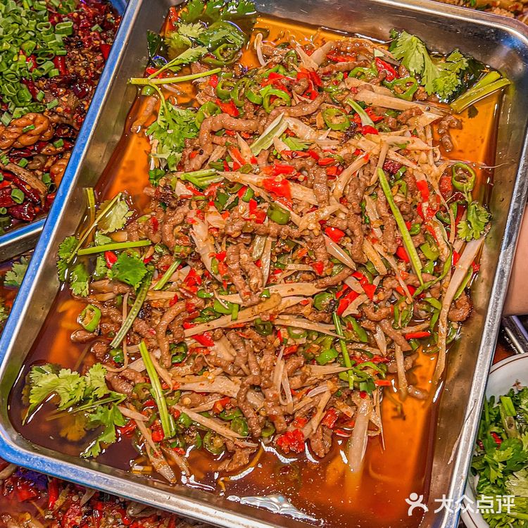 成都坠辣坠正宗的自贡菜‼️鱼蛋拌面真的绝