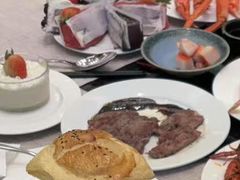 -东方红海鲜百汇(国际大厦店)