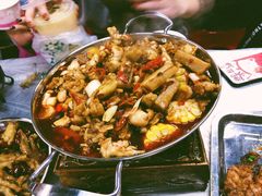 牛蛙爱上虾-小民大排档(光谷店)