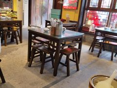 -富正毅三下锅·湘西韵味(天门山索道店)