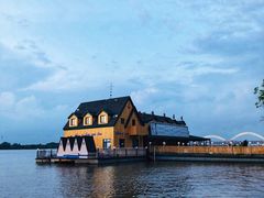 -人民防洪胜利纪念塔