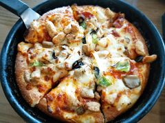 小肥仔吃披萨-必胜客(大悦城店)