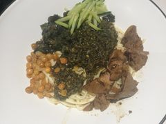 烧椒皮蛋拌面-拌面小当家