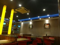 大堂-尊宝比萨(较场口店)
