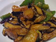 -关东小磨东北菜(上海长风大悦城店)