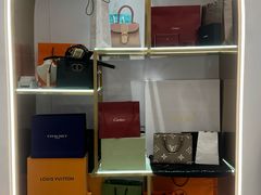 -聚云奢二手奢侈品黄金手表包包回收·中古店(中福城店)