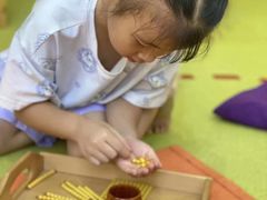 -瑞恩宝感统训练·语言提升·蒙氏托育中心