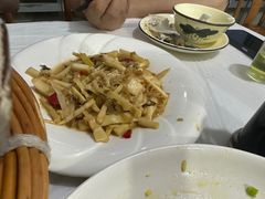 -天乐农家鱼头王(天目湖店)