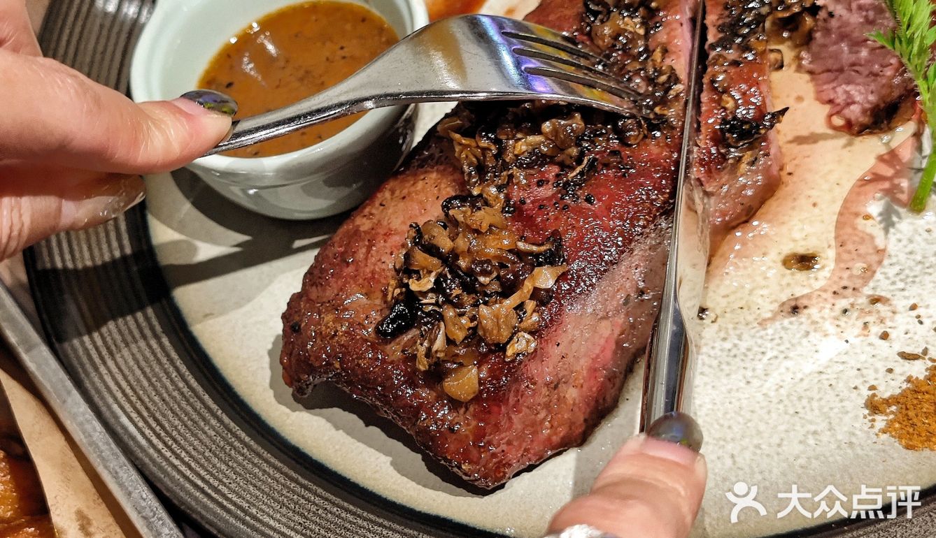 中山新店｜氛围感将至的西餐 扬·steak