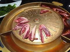 -猪啊牛呀羊啊铜盘烤肉(正大广场店)