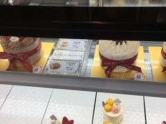 -花花卷卷·鲜食蛋糕(静安久光百货店)