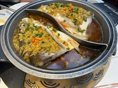 -阿瓦山寨·湘菜现炒·剁椒鱼头王(咸阳总店)