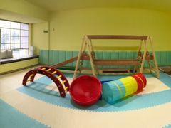 -麦田里儿童之家(华景店)