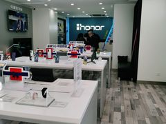 -荣耀授权专卖店(黄浦浙江中路店)