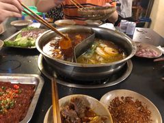 -岗上渣渣老火锅(两路口店)