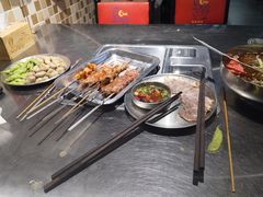 -马路牙子烧烤馄饨酒馆(望京店)