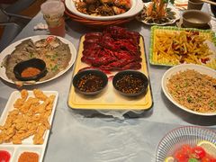 -肥肥虾庄·金牌油焖大虾(杨园滨江时代walk店)