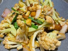 -小菜园新徽菜(镇江丹阳吾悦店)