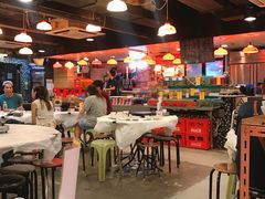 大堂-鲜入围煮花胶鸡海鲜火锅