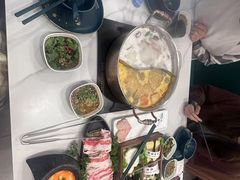 -椰子湾·海南火锅·糟粕醋·椰子鸡(正大广场店)