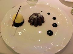 巧克力蛋糕配香草冰淇淋-Jean Georges