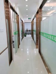 -苗医生专业祛痘·皮肤管理