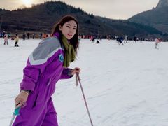 -济南卧虎山滑雪场