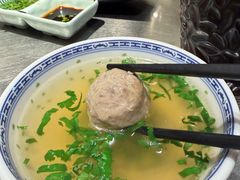 -潮界(LU·ONE凯德晶萃广场店)