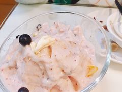 -新大咀港式茶餐厅(宝山万达店)