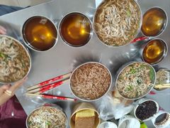 -正宗杨记普洱酸醋米线(总店)