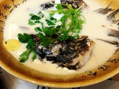 招牌鱼头汤-75幢私房菜馆