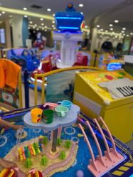 -玩童会芝麻街奇趣乐园(世博源店)