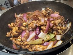 -胡须佬鸡煲四季火锅店(石厦西村直营店)