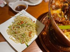 -渝胖子老城区炭火蛙锅(临城店)