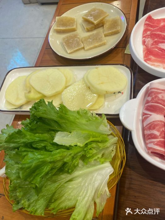 周嵘铜火锅图片