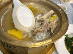-汗腾格里·风味餐厅(新疆驻京办店)