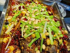 -靠山屯东北农家菜(八龙桥雅苑店)