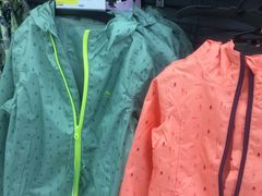 -迪卡侬(西三旗店)