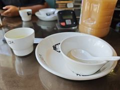 -东口码头·烧鸽子·鱼头泡饼·地方菜(金鹰悦城店)