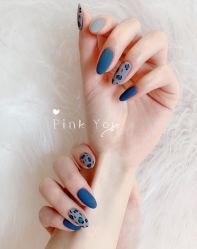 -Pink You美甲洗眉纹绣定制中心