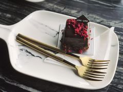 -UNI UNI(环亚凯瑟琳店)